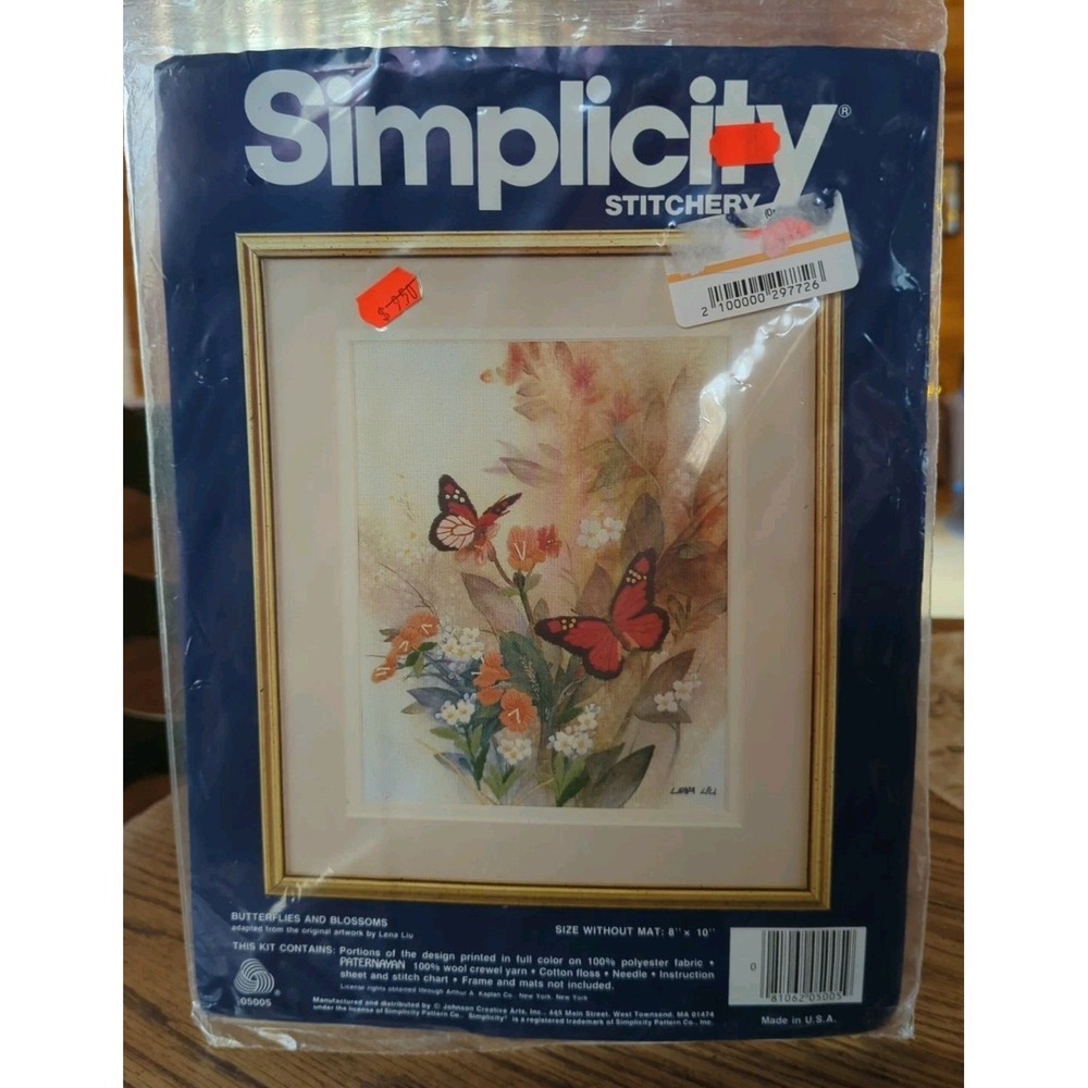 New Simplicity Stitchery Embroidery Kit Butterflies and Blossoms #05005